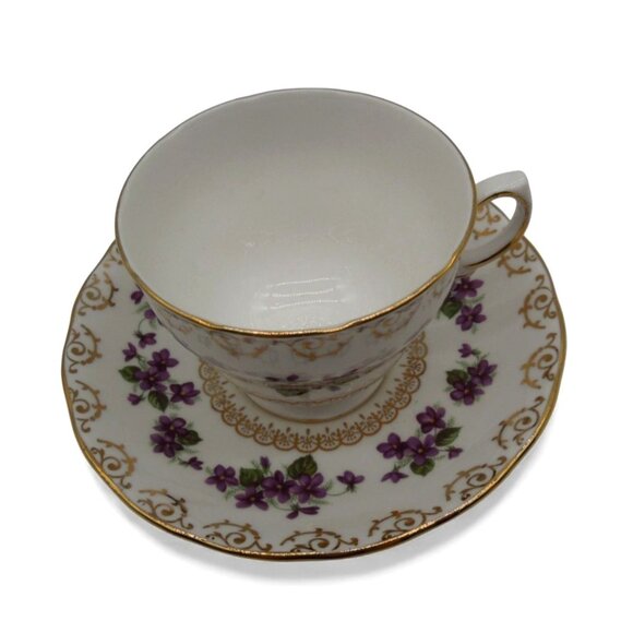 COLCLOUGH Teacup and Saucer Set Violet Pattern with Gold Trim England Vintage - Picture 3 of 11